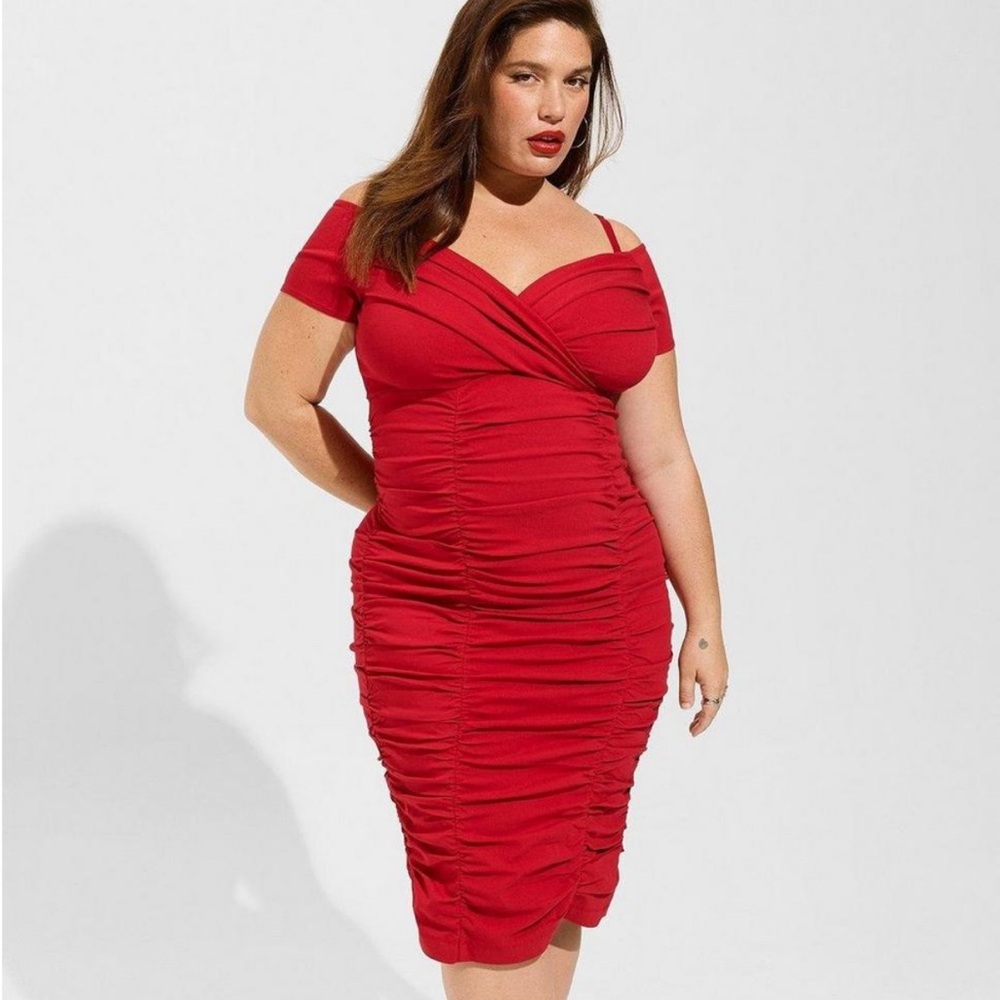 *NWT* Torrid Marilyn Monroe Midi Ruched Wiggle-off Shoulder Dress Size 12